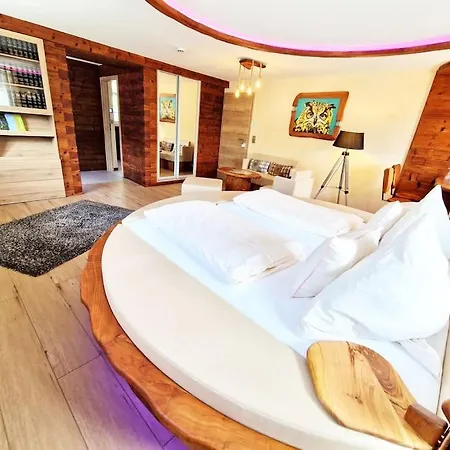 Luxus Romantik Mit Whirlpool Und Sauna Ottenhofen im Schwarzwald