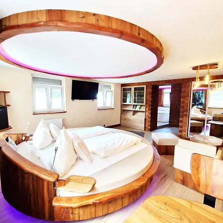 شقة Luxus Romantik Mit Whirlpool Und Sauna